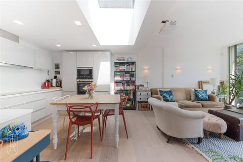 2 bedroom apartment to rent, Boundary Street, London, E2