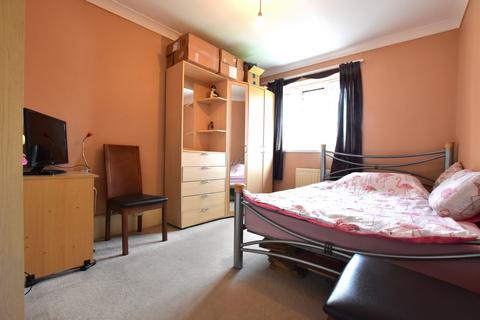 98 Alderwood Road, London, SE9 2LQ