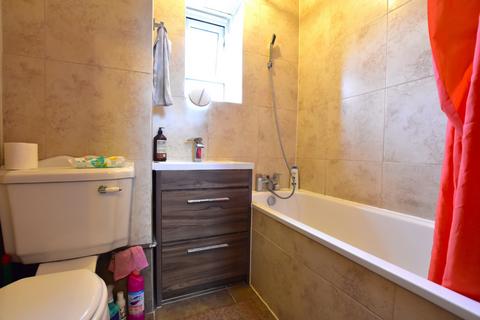 98 Alderwood Road, London, SE9 2LQ