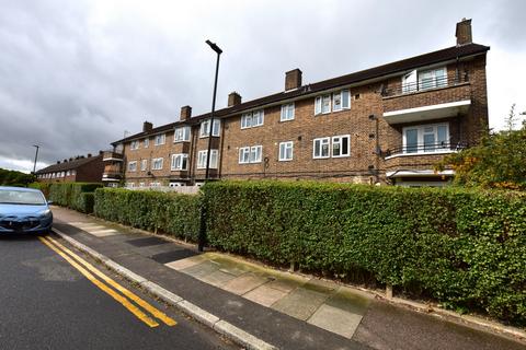 98 Alderwood Road, London, SE9 2LQ