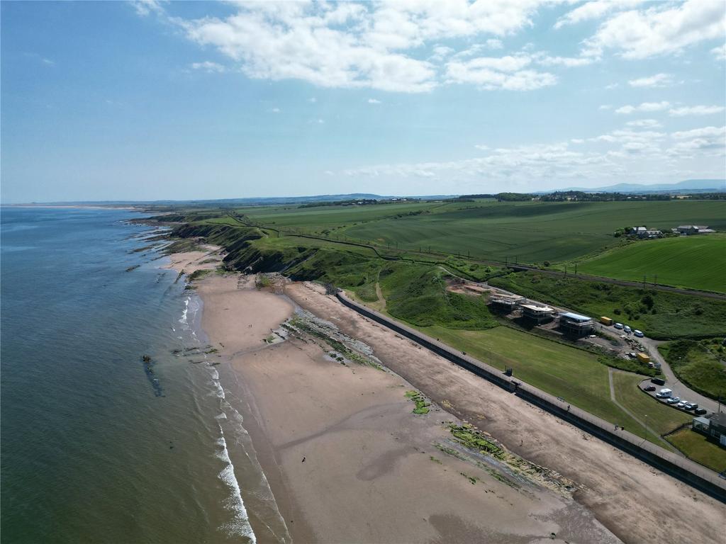 Sandbank, Main Street, Spittal, BerwickuponTweed, TD15 4 bed detached