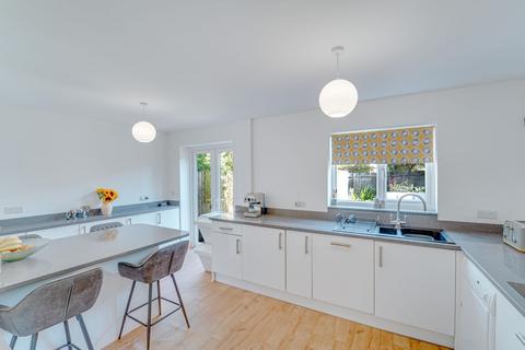 4 bedroom semi-detached house for sale - Royston Avenue, Spaldwick, Cambridgeshire.