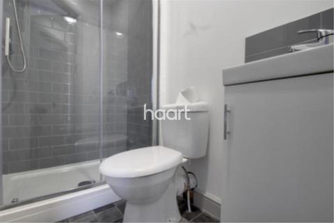 1 bedroom in a house share to rent - Hermitage Road