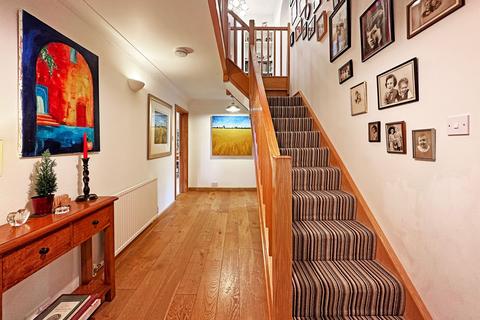 19a Blythe Way, Solihull, B91 3EY