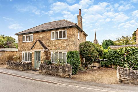 3 bedroom detached house for sale, East Road, Oundle, Northamptonshire, PE8