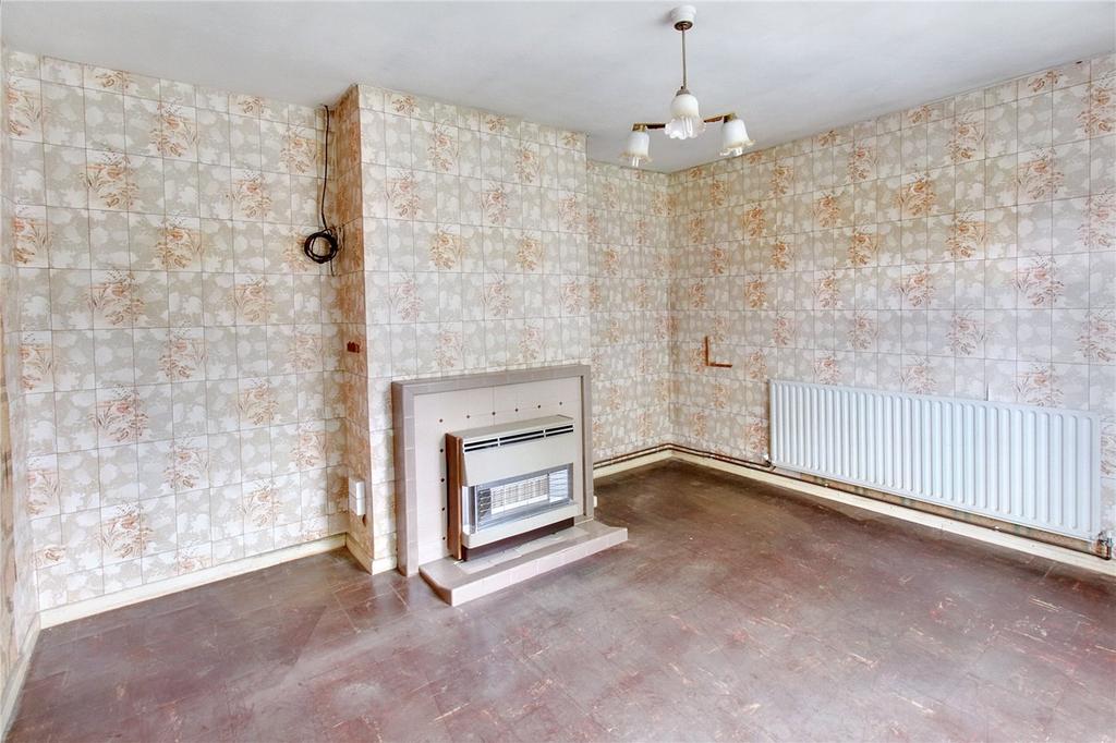 Drayton Wood Road, Hellesdon, Norwich, Norfolk, NR6 2 bed bungalow for
