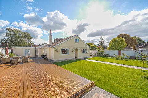 Carlton Road, Walton-On-Thames, KT12