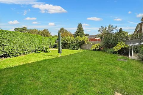 27 Ashdown Road, Chandler's Ford, Eastleigh, SO53 5QZ