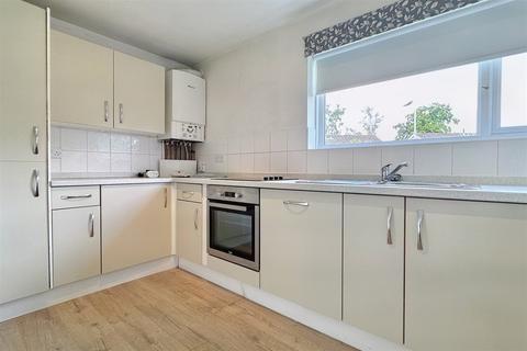 27 Ashdown Road, Chandler's Ford, Eastleigh, SO53 5QZ