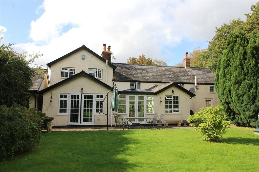 Bashley Common Road, Bashley, Hampshire, BH25 4 bed detached house for