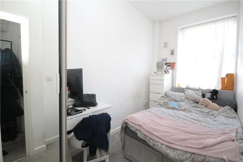 2 bedroom apartment to rent, Birchanger Road, South Norwood, London, SE25