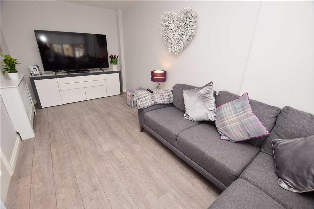 2nd lounge