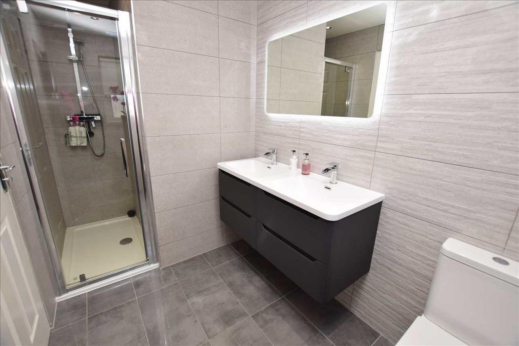 Ensuite
