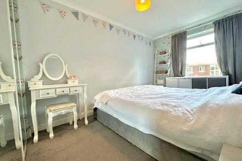 59 Austen Crescent, Liden, Swindon, SN3 6JX