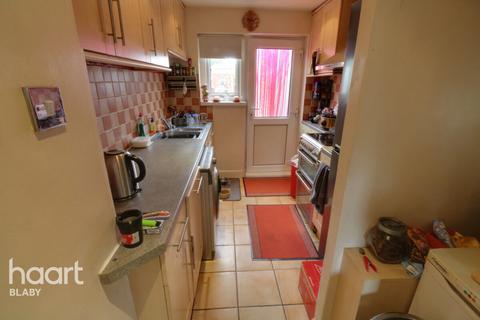 2 bedroom end of terrace house for sale - Sturdee Road, Leicester
