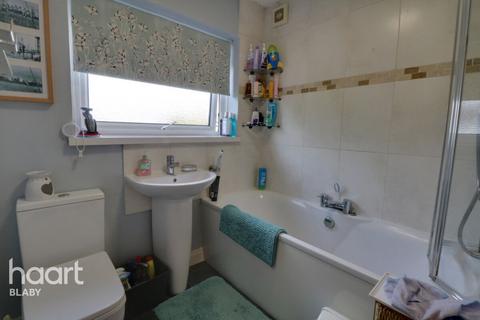 189 Sturdee Road, Leicester, LE2 9FY