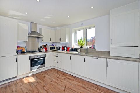 19 Boyce Road, Church Crookham, Fleet, GU52 8AQ