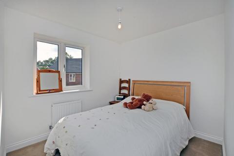 19 Boyce Road, Church Crookham, Fleet, GU52 8AQ