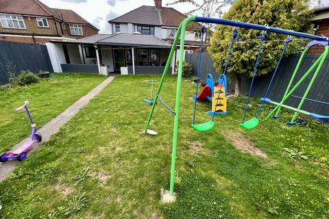 undefined, Cranford Lane, Hounslow