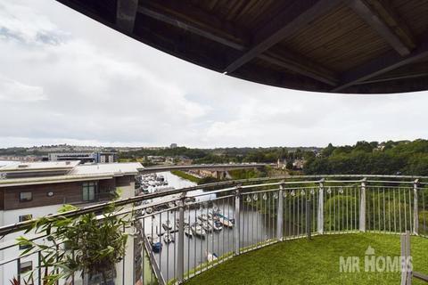 3 bedroom apartment for sale, Roma, Victoria Wharf Watkiss Way Cardiff Bay CF11 0SJ