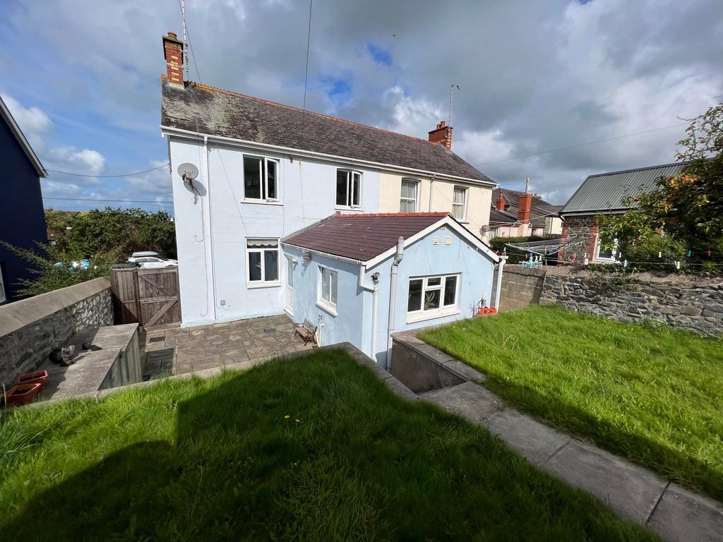 9 Princes Avenue, Aberaeron, SA46 3 bed semidetached house for sale