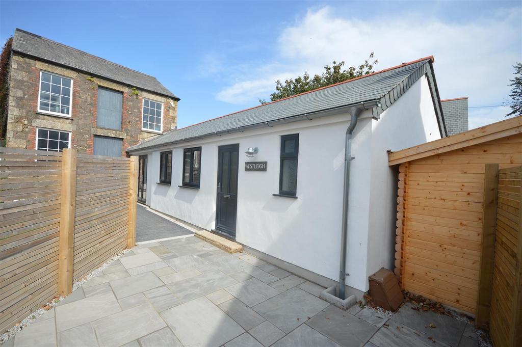 Churchtown, Illogan, Redruth 1 bed bungalow £850 pcm (£196 pw)