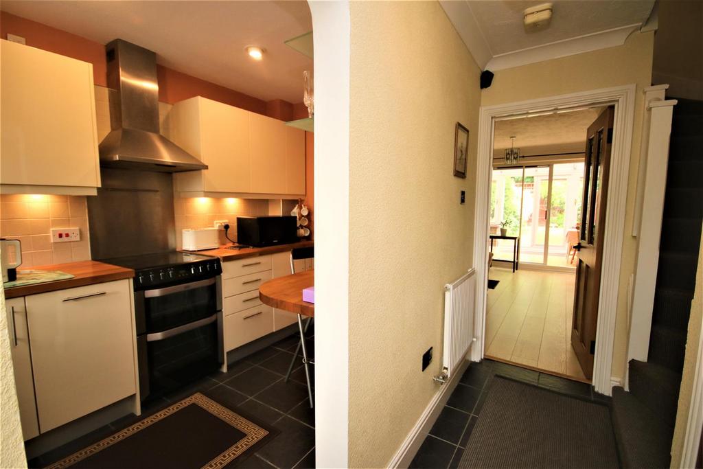 Entrance hall: pic. 2