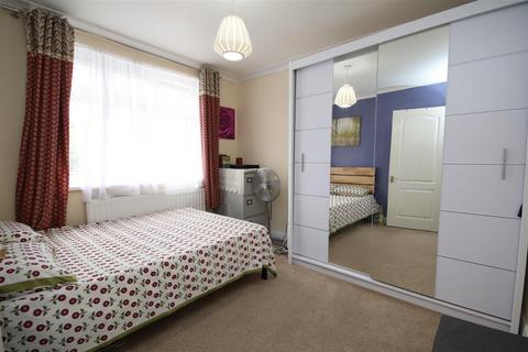 53 Savoy Road, Dartford, DA1 5AN