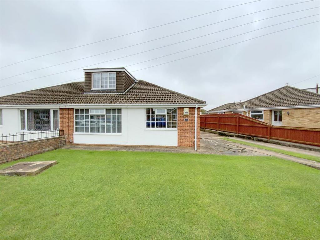 Swaby Drive, Cleethorpes 4 bed semidetached bungalow for sale £220,000