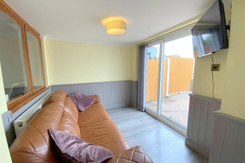 4 bedroom semi-detached bungalow for sale, Swaby Drive, Cleethorpes
