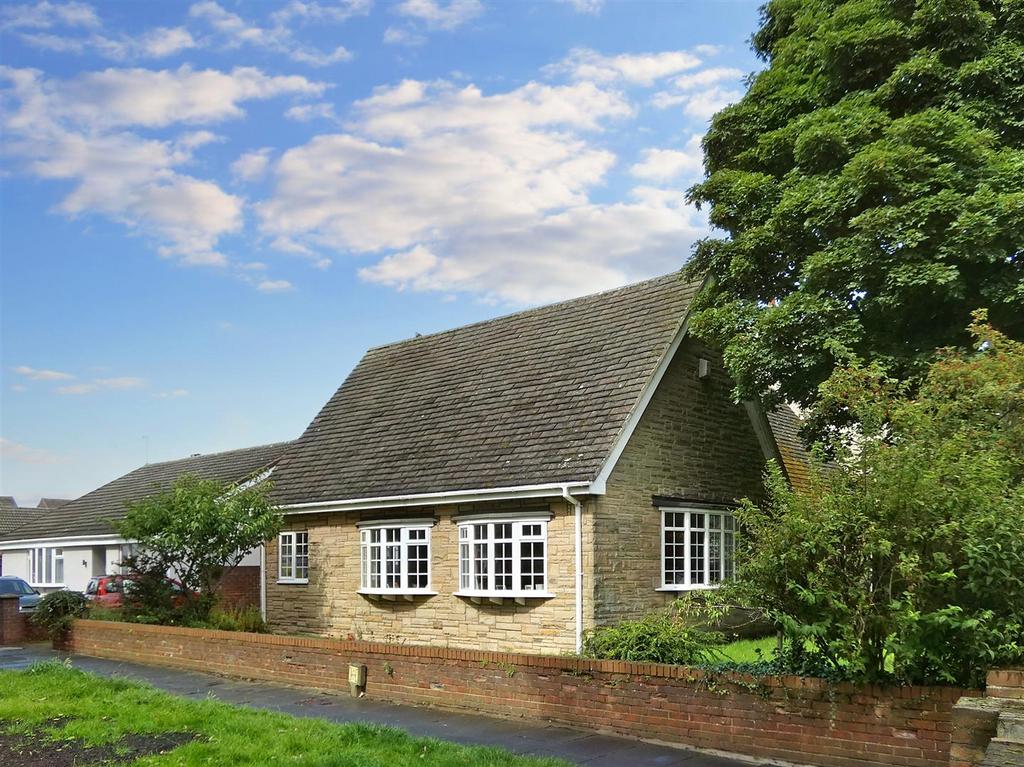 Woodlands, Preston Village 2 bed detached bungalow for sale £399,950