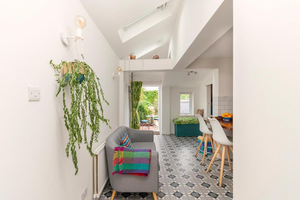 DAORKNABNEERG31 - Kitchen B.jpg