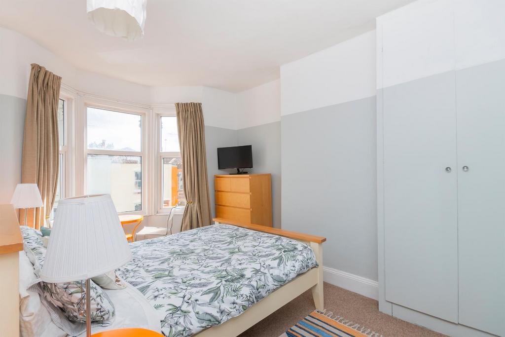 DAORKNABNEERG31 - Bedroom F.jpg