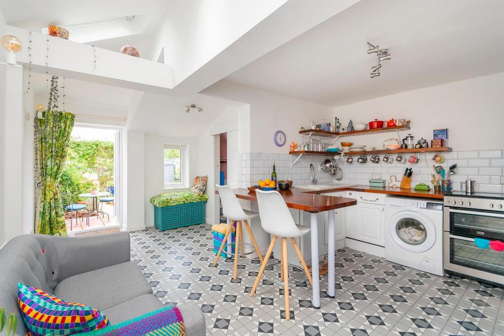 DAORKNABNEERG31 - Kitchen C.jpg