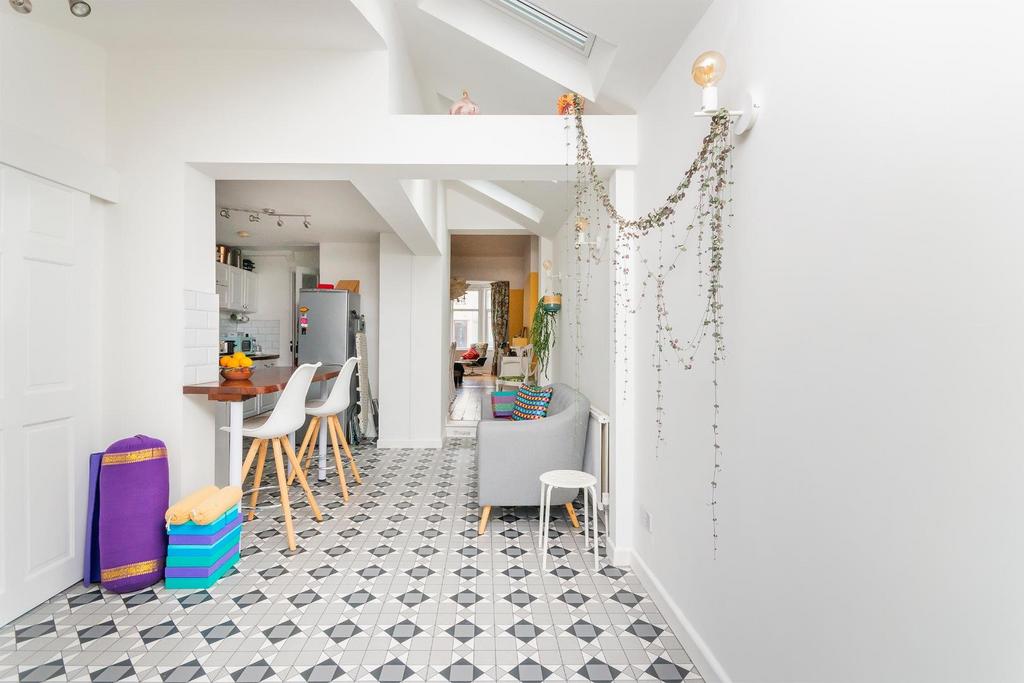 DAORKNABNEERG31 - Kitchen D.jpg