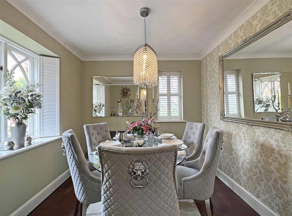 Dining Room.jpg