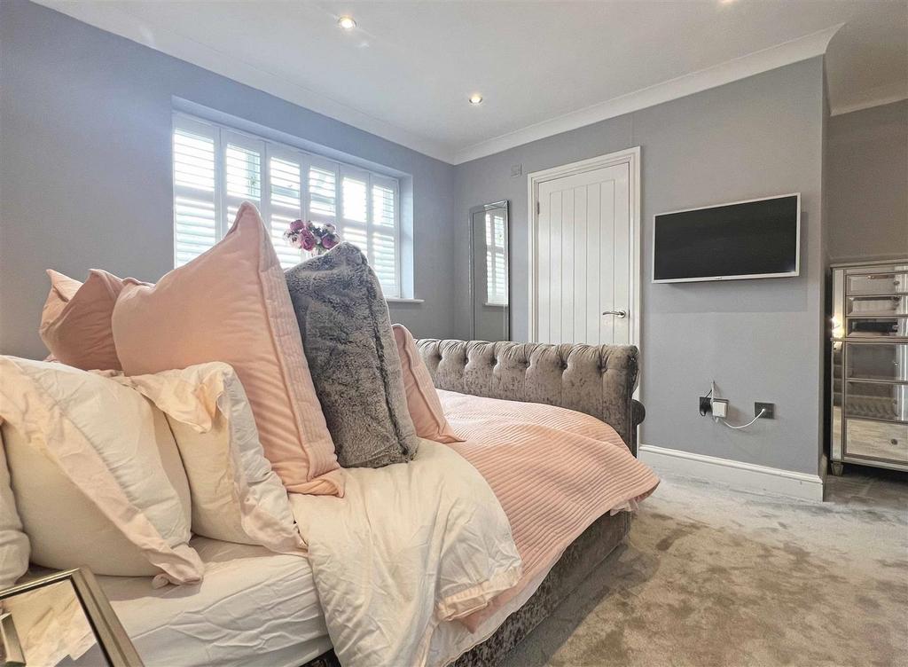 Bed 1c.jpg