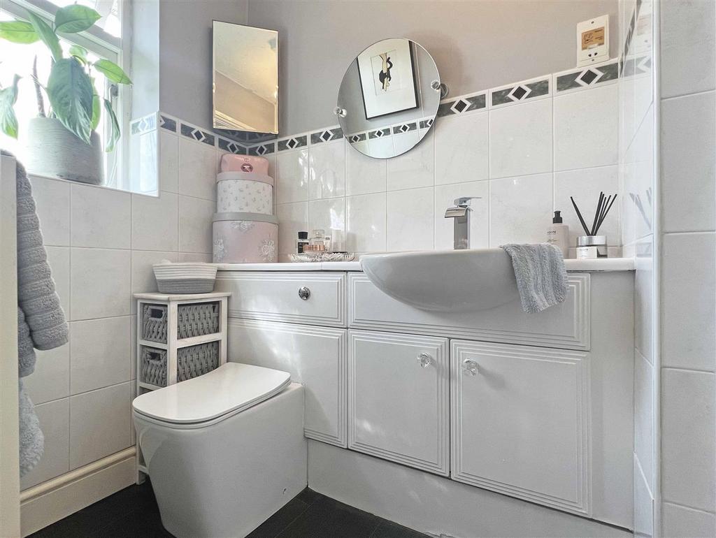 En-Suite.jpg