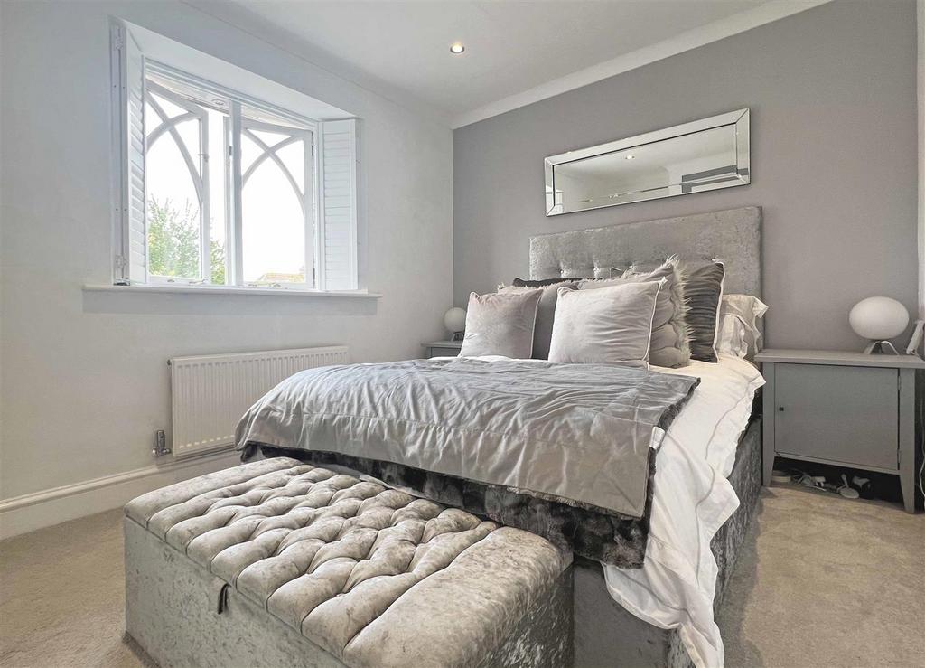 Bed 2c.jpg