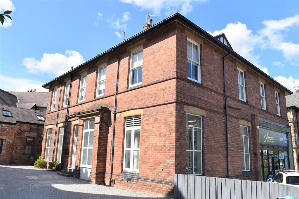 Leeds Road, Harrogate 2 bed property to rent £1,250 pcm (£288 pw)