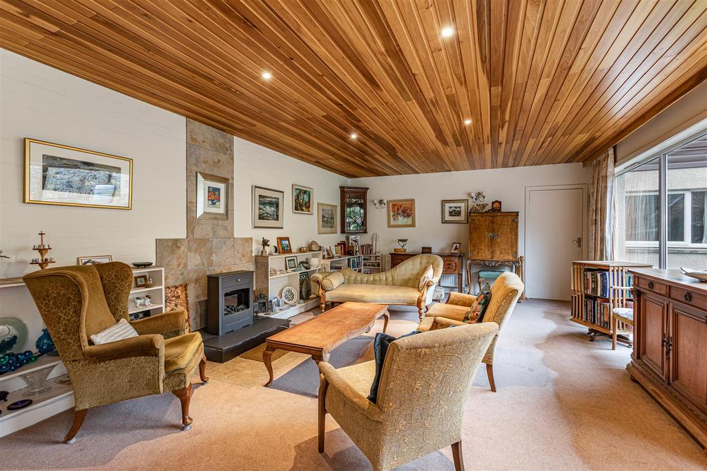 Double Dykes, Elm Row, Galashiels 3 bed detached house for sale £305,000