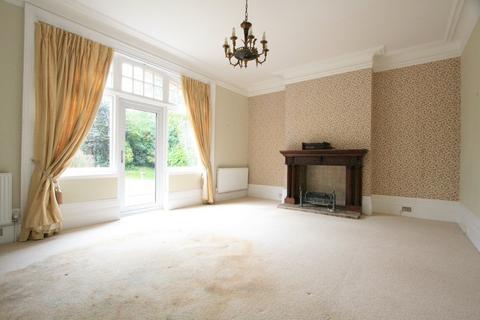Flat 1, The Orchard, 20 Orchard Road, Bromley, BR1 2PS