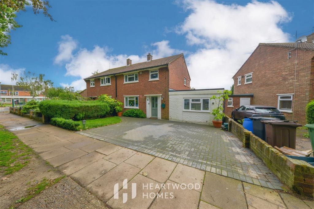 High Oaks, St. Albans, AL3 6DW 3 bed semidetached house for sale £