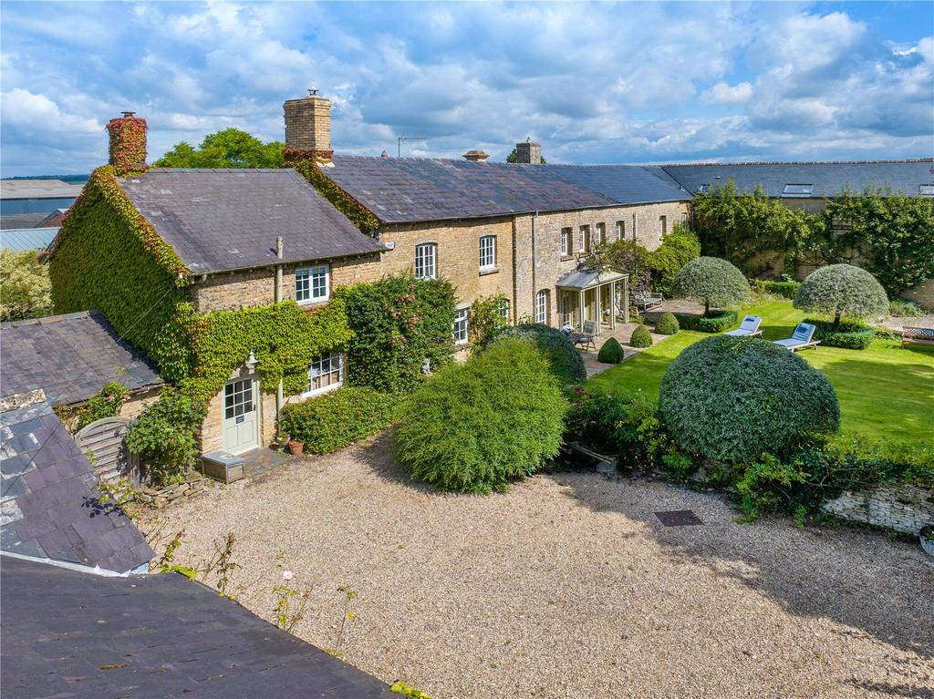 Kingham, Chipping Norton, Oxfordshire, OX7 7 bed semidetached house