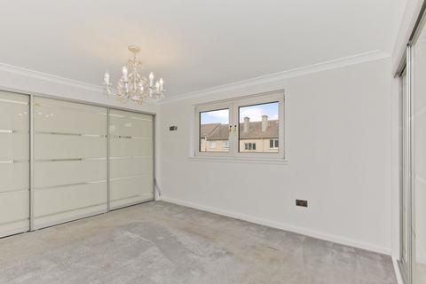 27 Captains Drive, Edinburgh, EH16 6QN