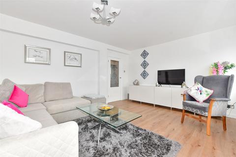 3 The Gateway, Dover, CT16 1LG