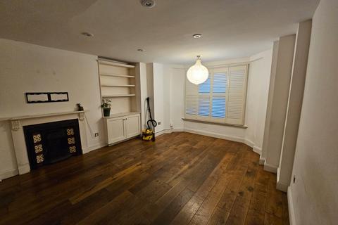 2 bedroom flat to rent, Caversham Road, London NW5