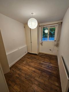 2 bedroom flat to rent, Caversham Road, London NW5