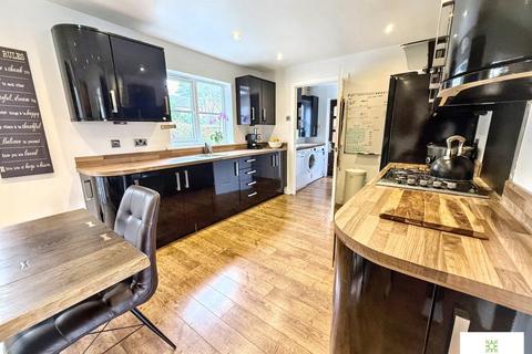 5 bedroom detached house for sale, The Paddock, Stokesley, Middlesbrough, North Yorkshire