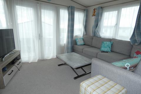 2 bedroom mobile home for sale, Church Lane, CO5